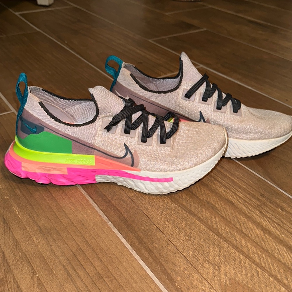 Nike React Sneakers